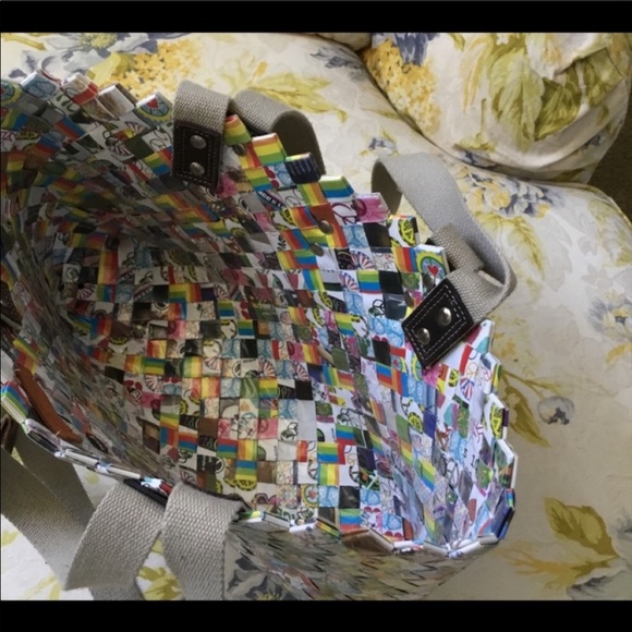 Nahui Ollin candy wrapper Peace & Love Pattern with storage bag - Picture 3 of 8